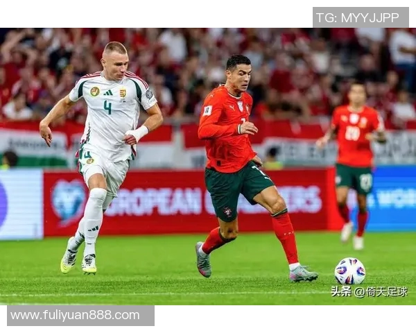 足球传奇球星名片：回顾伟大瞬间与辉煌成就的完美展示